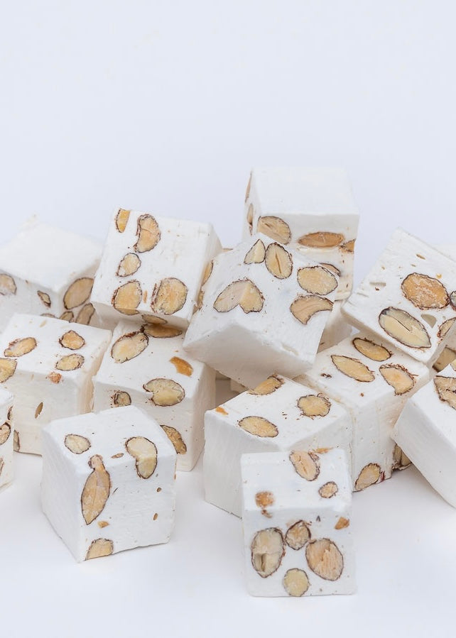 Cubes Nougat Blanc aux Amandes 110g